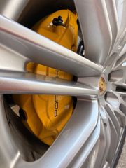 Porsche Cayenne 2017 TURBO S-thumb-52