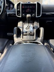 Porsche Cayenne 2017 TURBO S-thumb-20