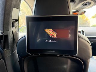 Porsche Cayenne 2017 TURBO S-thumb-23