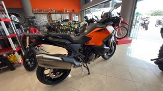 KTM 1390 Super Adventure 2026 S  EVO-thumb-3