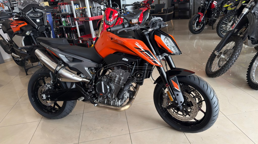 KTM 790 Duke 2024