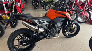 KTM 790 Duke 2024-thumb-3