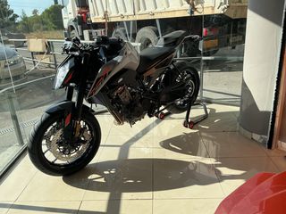 KTM 790 Duke 2024