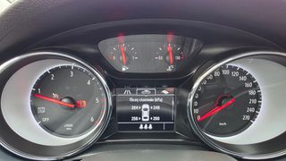Opel Astra 2019 EDITION-thumb-24