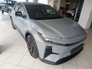 Toyota C-HR 2026 + STYLE PLUS 77kWh ΕΤΟΙΜΟΠΑΡΑΔΟΤΟ