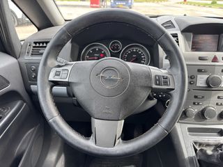 Opel Zafira 2008-thumb-11