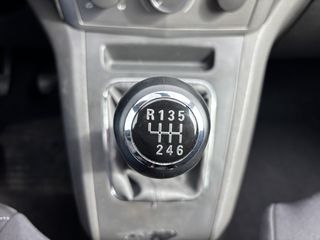 Opel Zafira 2008-thumb-20