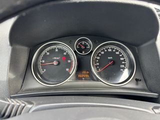 Opel Zafira 2008-thumb-22
