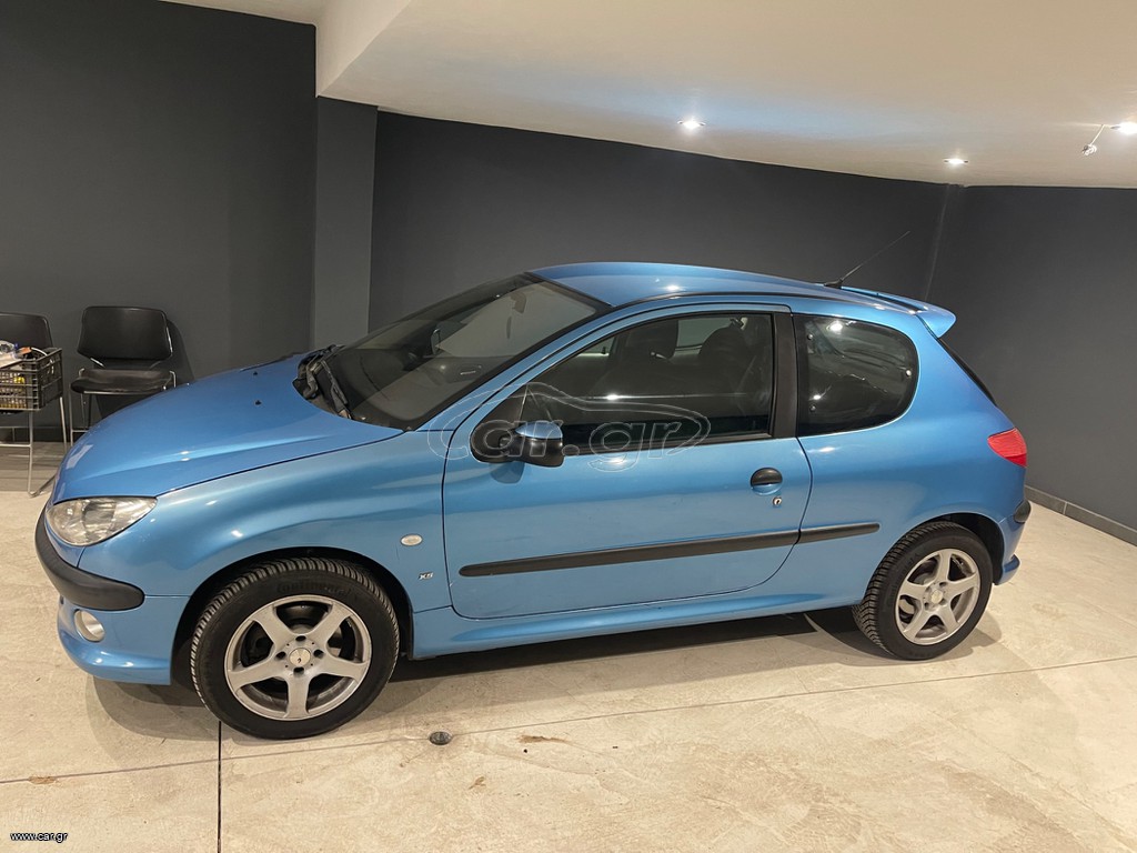 Peugeot 206 2001 206 PEUGEOT QUICK SILVER