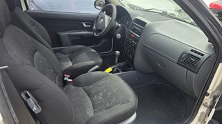 Fiat Strada 2008-thumb-10