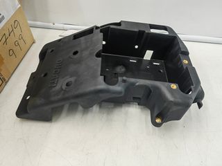DUCATI 749 999  βαση μπαταριας 82914191A-thumb-2