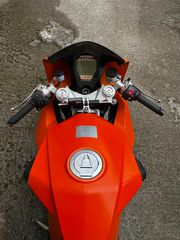 KTM RC-8 1190 2008-thumb-5