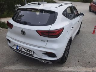 Mg ZS 2025 EXCLUSIVE-thumb-5