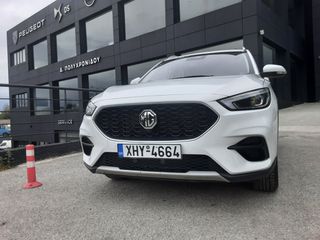 Mg ZS 2025 EXCLUSIVE-thumb-16