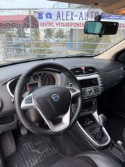 Lancia Delta 2009-thumb-8