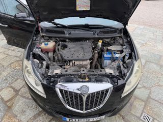 Lancia Delta 2009-thumb-27