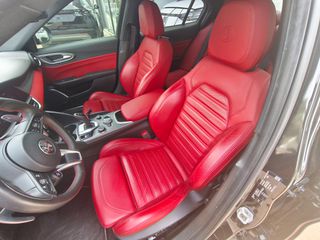 Alfa Romeo Giulia 2021 VELOCE Q4-thumb-9