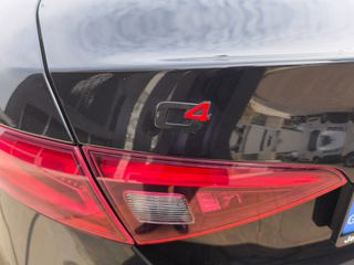 Alfa Romeo Giulia 2021 VELOCE Q4-thumb-17