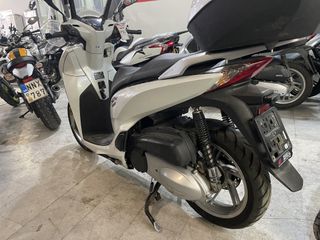 Honda SH 300i R 2019 sh300r-thumb-1