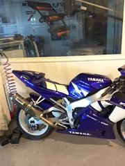 Ανταλλακτικά Yamaha R1 2000 (5JJ) – πλήρης μοτοσυκλέτα για ανταλλακτικά