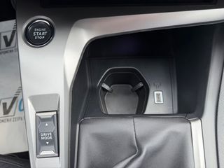 Peugeot 308 2022 1.5 BLUEHDI 130hp Business-thumb-19