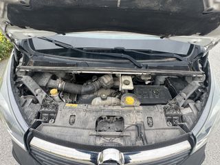 Opel Vivaro 2015-thumb-12