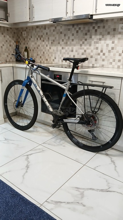 Suitable for everything from smooth pavement to rugged dirt trails and long-distance commuting.
