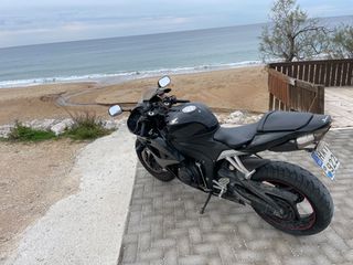 Honda CBR 600RR 2009 PC40-thumb-1