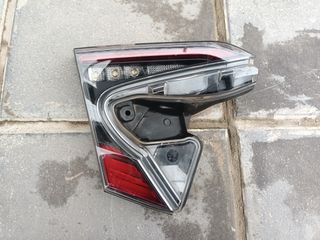 ΠΙΣΩ ΔΕΞΙ ΦΑΝΑΡΙ TOYOTA C-HR 2016-2021 LED