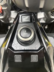 Διακόπτης (κλειδαριά ) keyless XADV750