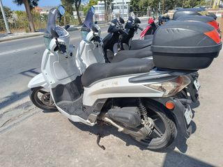 Kymco People 50 2015-thumb-2
