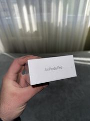 Apple AirPods Pro 3 με active noise cancellation-thumb-4