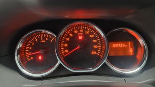 Dacia Duster 2015 Celebration 1.2 125hp Cruise Control-thumb-20