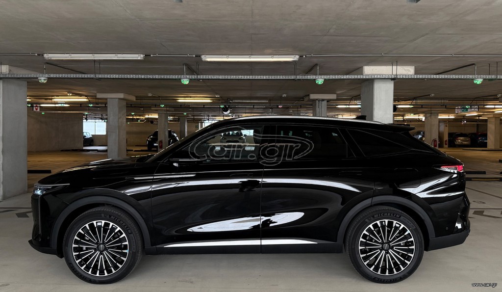 Omoda 9 SHS 2026 AWD PLUG IN