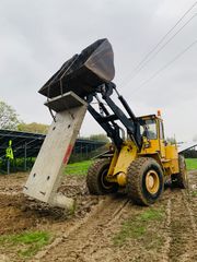 Loader With Tires Volvo 1991 L90 BM με πινακιδες-Air condition-ταχυσυνδεσμο κουβά.