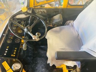Φορτωτής Με Λάστιχα Volvo 1991 L90 BM με πινακιδες-Air condition-ταχυσυνδεσμο κουβά.-thumb-3