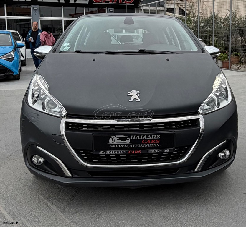 Peugeot 208 2015 FULL EXTRA