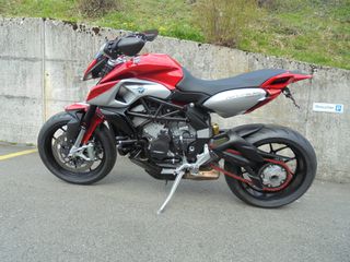 Mv Agusta rivale 800 Διάφορα ανταλλακτικά από το συγκεκριμένο