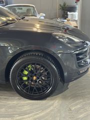 Porsche Macan 2016 GTS-thumb-2