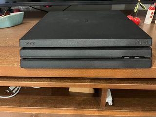 κονσολα ps 4 pro