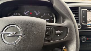 Opel Vivaro 2020 CDTI 1.5 ML2-thumb-21