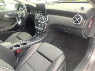 Mercedes-Benz A 180 2017 URBAN 7G-DCT ΑΥΤΟΜΑΤΟ ΕΞΑΙΡΕΤΙΚΟ-thumb-25