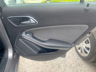 Mercedes-Benz A 180 2017 URBAN 7G-DCT ΑΥΤΟΜΑΤΟ ΕΞΑΙΡΕΤΙΚΟ-thumb-23