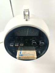 Σπάνιο ραδιοκασετόφωνο Weltron Model 2001 γνωστό ως "Space Ball ή Space Helmet radio" του 1970.-thumb-4