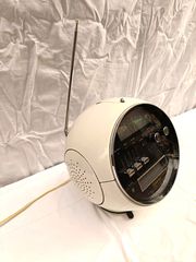 Σπάνιο ραδιοκασετόφωνο Weltron Model 2001 γνωστό ως "Space Ball ή Space Helmet radio" του 1970.-thumb-13