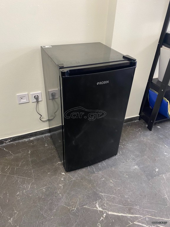 mini bar μαύρο