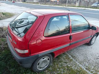 Citroen Saxo 2001-thumb-2