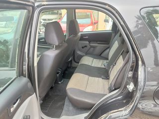 Suzuki SX4 2013 1.6 COMFORT 2WD-thumb-8