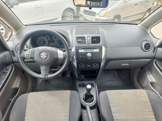 Suzuki SX4 2013 1.6 COMFORT 2WD-thumb-9