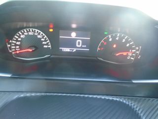 Peugeot 208 2025 *1.2 100HP STYLE NEW MODEL*-thumb-12